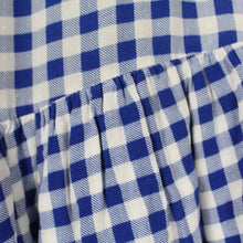 Laden Sie das Bild in den Galerie-Viewer, Second Hand SAMSOE SAMSOE Kleid Gr. S weiß blau kariert (*)