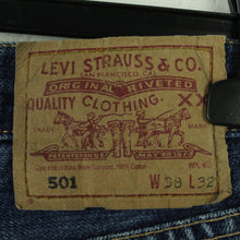 Laden Sie das Bild in den Galerie-Viewer, Vintage LEVIS 501 Jeans Gr. W38 L32 blau