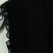 Laden Sie das Bild in den Galerie-Viewer, Second Hand SANDRO PARIS Spitzenkleid Gr. 1 (36) schwarz Spitze Kleid (*)