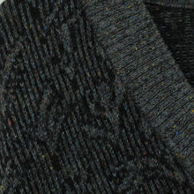 Laden Sie das Bild in den Galerie-Viewer, Vintage Wollpullover Gr. L schwarz grau gemustert Strick Pullover