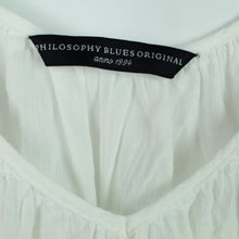 Laden Sie das Bild in den Galerie-Viewer, Second Hand PHILOSOPHY BLUES Original Bluse Gr. L weiß Kurzarmbluse (*)