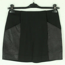 Laden Sie das Bild in den Galerie-Viewer, Second Hand 3.1 PHILLIP LIM Minirock Gr. US 2 (dt. 34) schwarz mit Lederapplikation (*)
