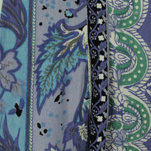 Laden Sie das Bild in den Galerie-Viewer, Vintage Shorts Gr. M mehrfarbig Crazy Pattern Sommershorts High Waist