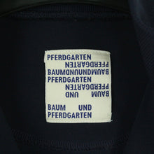 Laden Sie das Bild in den Galerie-Viewer, Second Hand BAUM UND PFERDGARTEN Sweatshirt Gr. XS dunkelblau Stehkragen (*)