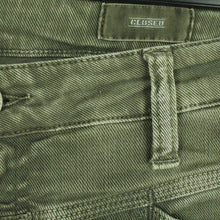 Laden Sie das Bild in den Galerie-Viewer, Second Hand CLOSED Jeans Gr. 38 (It 42) grün Mod. 1410 (*)