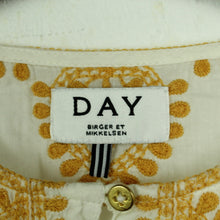 Laden Sie das Bild in den Galerie-Viewer, Second Hand DAY BIRGER ET MIKKELSEN Bluse Gr. 40 weiß bestickt Boho Tunika (*)