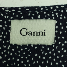 Laden Sie das Bild in den Galerie-Viewer, Second Hand GANNI Bluse Gr. XS blau weiß gepunktet oversized (*)