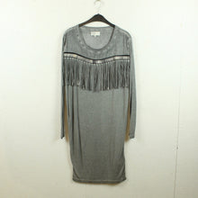 Laden Sie das Bild in den Galerie-Viewer, Second Hand PULZ Kleid Gr. S grau Fransen Langarmkleid (*)