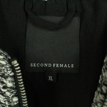 Laden Sie das Bild in den Galerie-Viewer, Second Hand SECOND FEMALE Jacke Gr. XL schwarz weiß meliert (*)