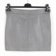 Laden Sie das Bild in den Galerie-Viewer, Second Hand GANNI Lederrock Rock Gr. S grau Leder Minirock (*)