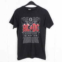 Laden Sie das Bild in den Galerie-Viewer, Vintage AC/DC T-Shirt Gr. S schwarz mit Print Bandshirt