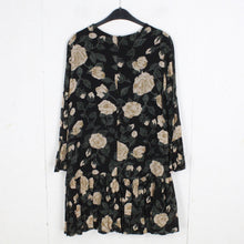Laden Sie das Bild in den Galerie-Viewer, Second Hand GANNI Kleid Gr.38 schwarz weiß geblümt (*)