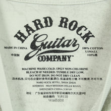 Laden Sie das Bild in den Galerie-Viewer, HARD ROCK CAFE Vintage Y2K T-Shirt Gr. XS &quot;Shenzen&quot;