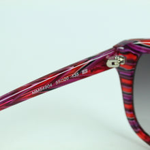Laden Sie das Bild in den Galerie-Viewer, Second Hand MISSONI Sonnenbrille pink mehrfarbig gestreift (*)