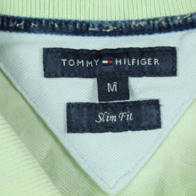 Laden Sie das Bild in den Galerie-Viewer, Second Hand TOMMY HILFIGER Poloshirt Gr. M grün gemustert (*)