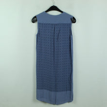 Laden Sie das Bild in den Galerie-Viewer, Second Hand COMTIOR DES COTONNIERS Kleid Gr. 34 blau gemustert (*)