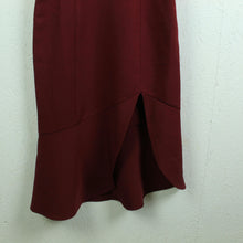 Laden Sie das Bild in den Galerie-Viewer, Second Hand FOXIEDOX Kleid Gr. XS weinrot Mod: Camine Abendkleid (*)