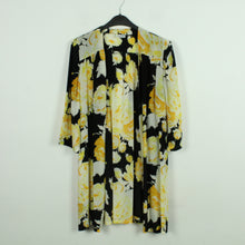Laden Sie das Bild in den Galerie-Viewer, Vintage Kimono mit Seide Gr. L schwarz geblümt