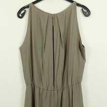 Laden Sie das Bild in den Galerie-Viewer, Second Hand SECOND FEMALE Kleid Gr. 40 taupe (*)