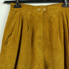 Laden Sie das Bild in den Galerie-Viewer, Vintage Ledershorts Gr. XS braun Shorts