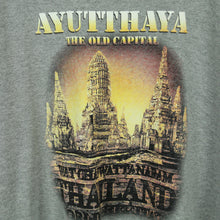 Laden Sie das Bild in den Galerie-Viewer, VINTAGE Souvenir T-Shirt Gr. L &quot;Ayutthaya Thailand&quot;