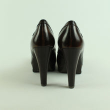 Laden Sie das Bild in den Galerie-Viewer, Second Hand ADOLFO DOMINGUEZ Pumps Gr. 39 braun High Heels NEU (*)