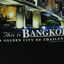Laden Sie das Bild in den Galerie-Viewer, VINTAGE Souvenir T-Shirt Gr. L &quot;Bangkok Thailand&quot;