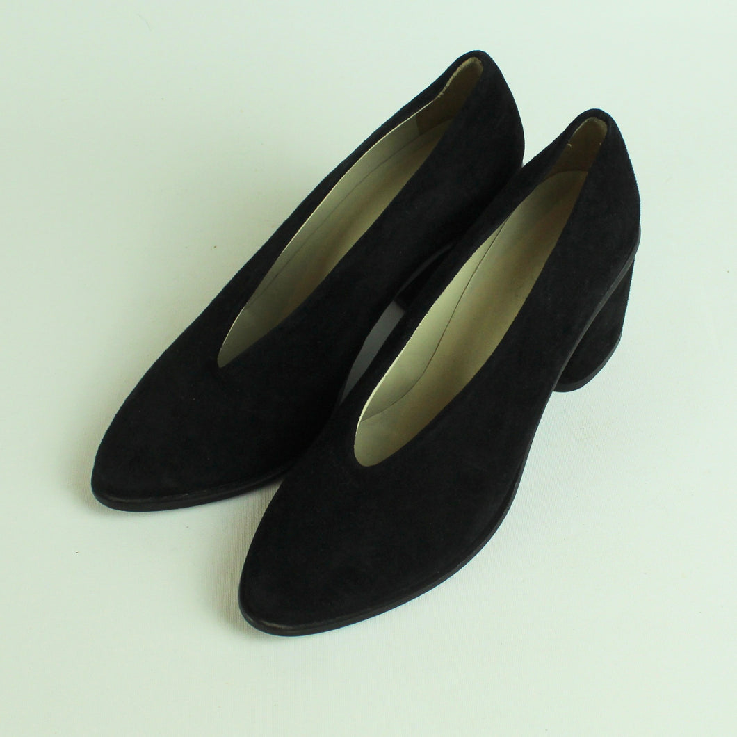 Second Hand COS Pumps Gr. 37 schwarz Wildleder (*)