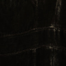 Laden Sie das Bild in den Galerie-Viewer, Second Hand MELVILLE SILKWEAR Copenhagen Samtkleid mit Seide Gr. L braun Samt Kleid (*)