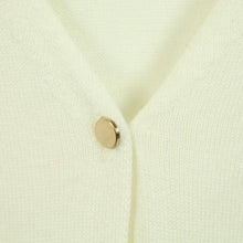 Laden Sie das Bild in den Galerie-Viewer, Second Hand PEACE N´LOVE Strickjacke Gr. M weiß Strick (*)