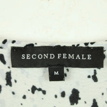 Laden Sie das Bild in den Galerie-Viewer, Second Hand SECOND FEMALE Bluse Gr. M mehrfarbig Kurzarmbluse (*)