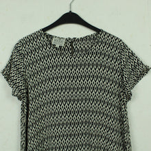 Laden Sie das Bild in den Galerie-Viewer, Second Hand THE MASAI  CLOTHING COMPANY Bluse Gr. S schwarz weiß gemustert (*)