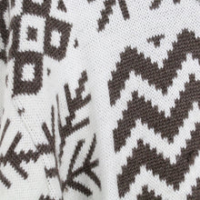 Laden Sie das Bild in den Galerie-Viewer, Vintage Pullover Female mit Wolle Gr. M weiß braun gemustert Schneeflocken Strick
