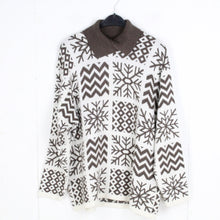 Laden Sie das Bild in den Galerie-Viewer, Vintage Pullover Female mit Wolle Gr. M weiß braun gemustert Schneeflocken Strick